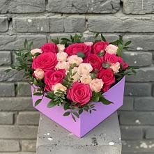 Цветочная композиция из Розы в коробке в Нягани