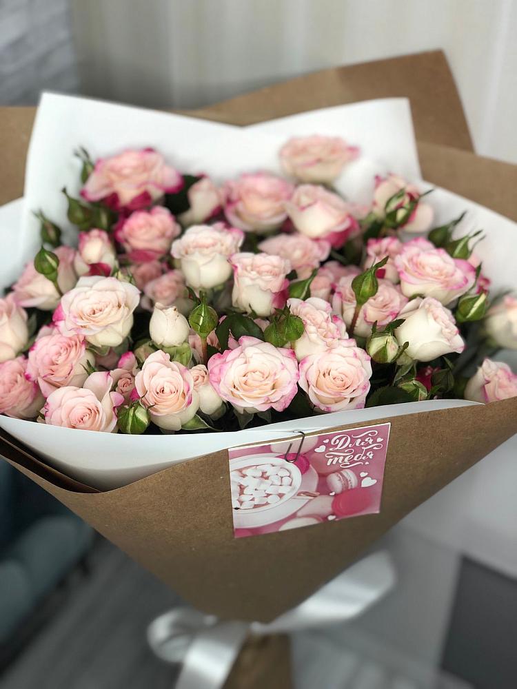 Букет цветов из: Розы в Нягани