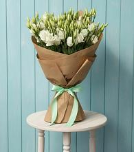 Букет цветов из:  Лизиантусы в Нягани