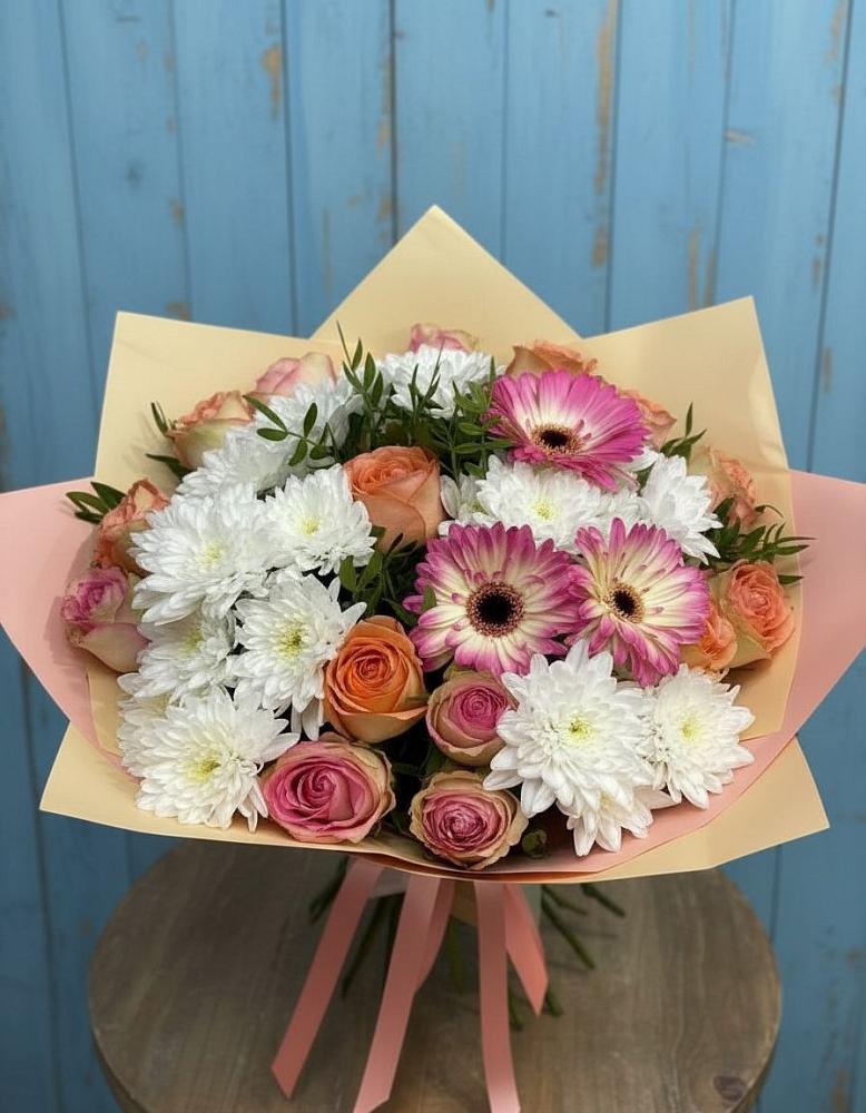 Букет цветов из: Розы, Герберы и Хризантемы в Нягани